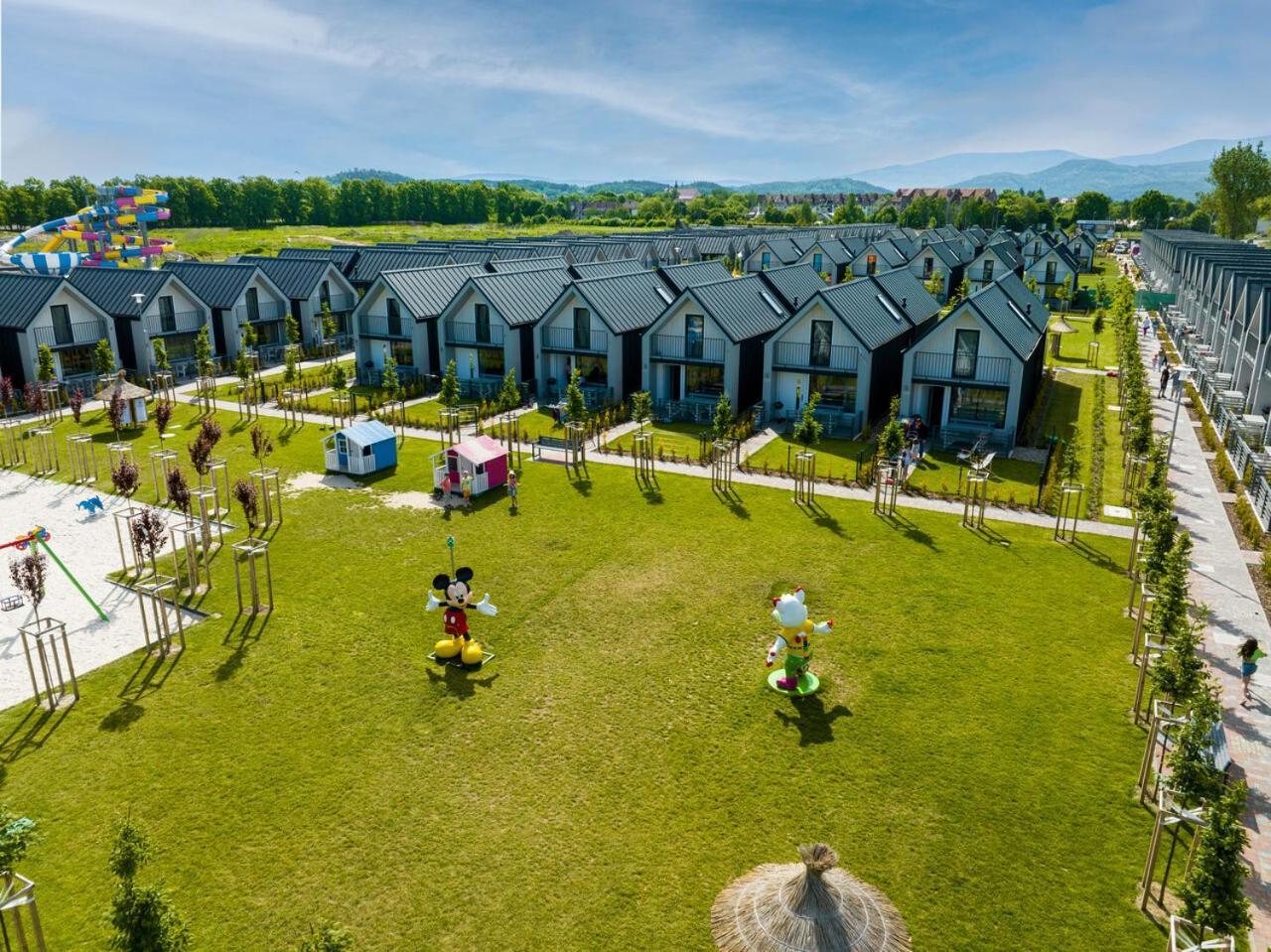 Holiday Park & Resort นีคอร์เซ ภายนอก รูปภาพ